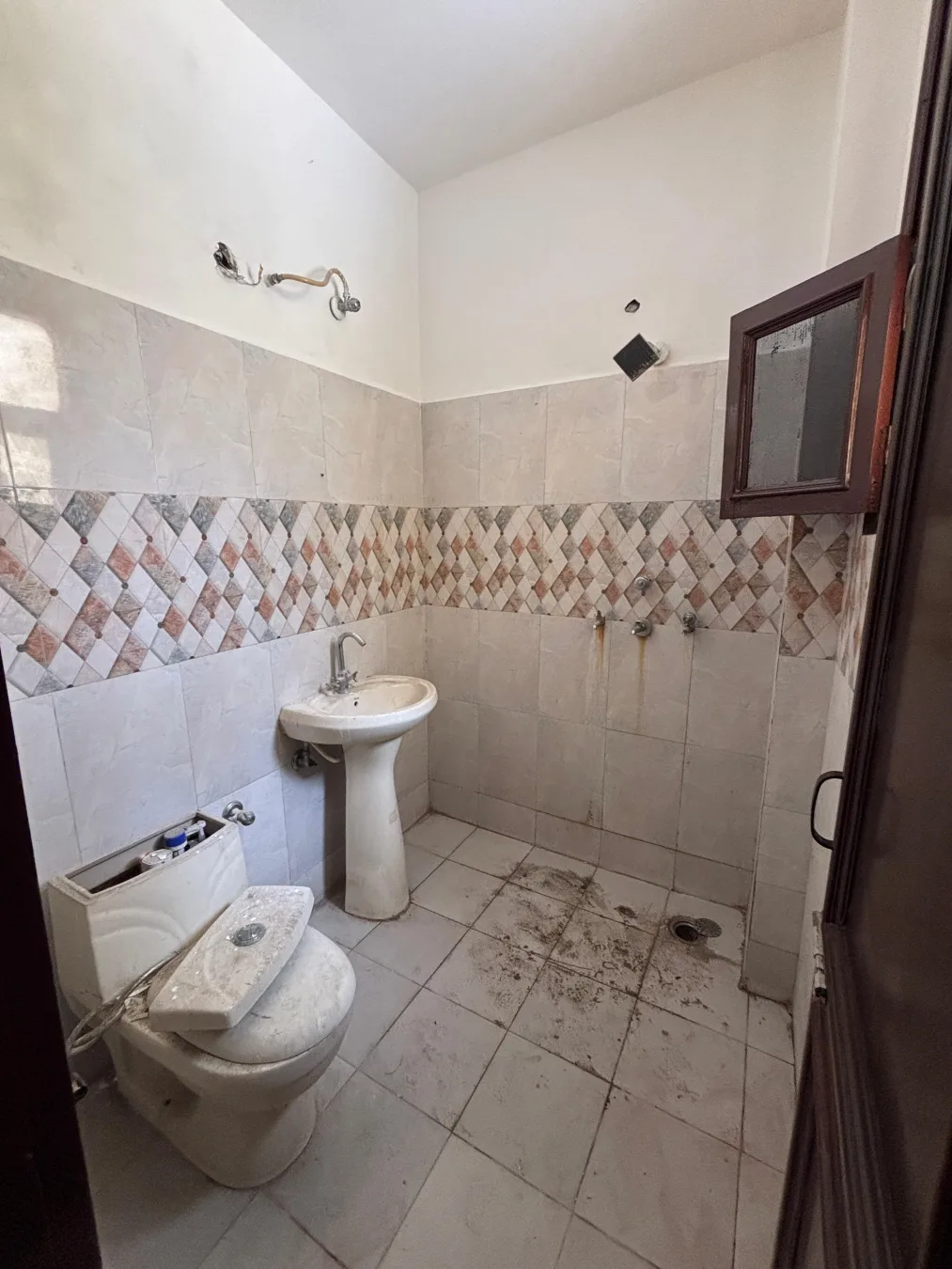 Flat for sale - New mata Gujri enclave - 100 meters of Sunny enclave, Kharar